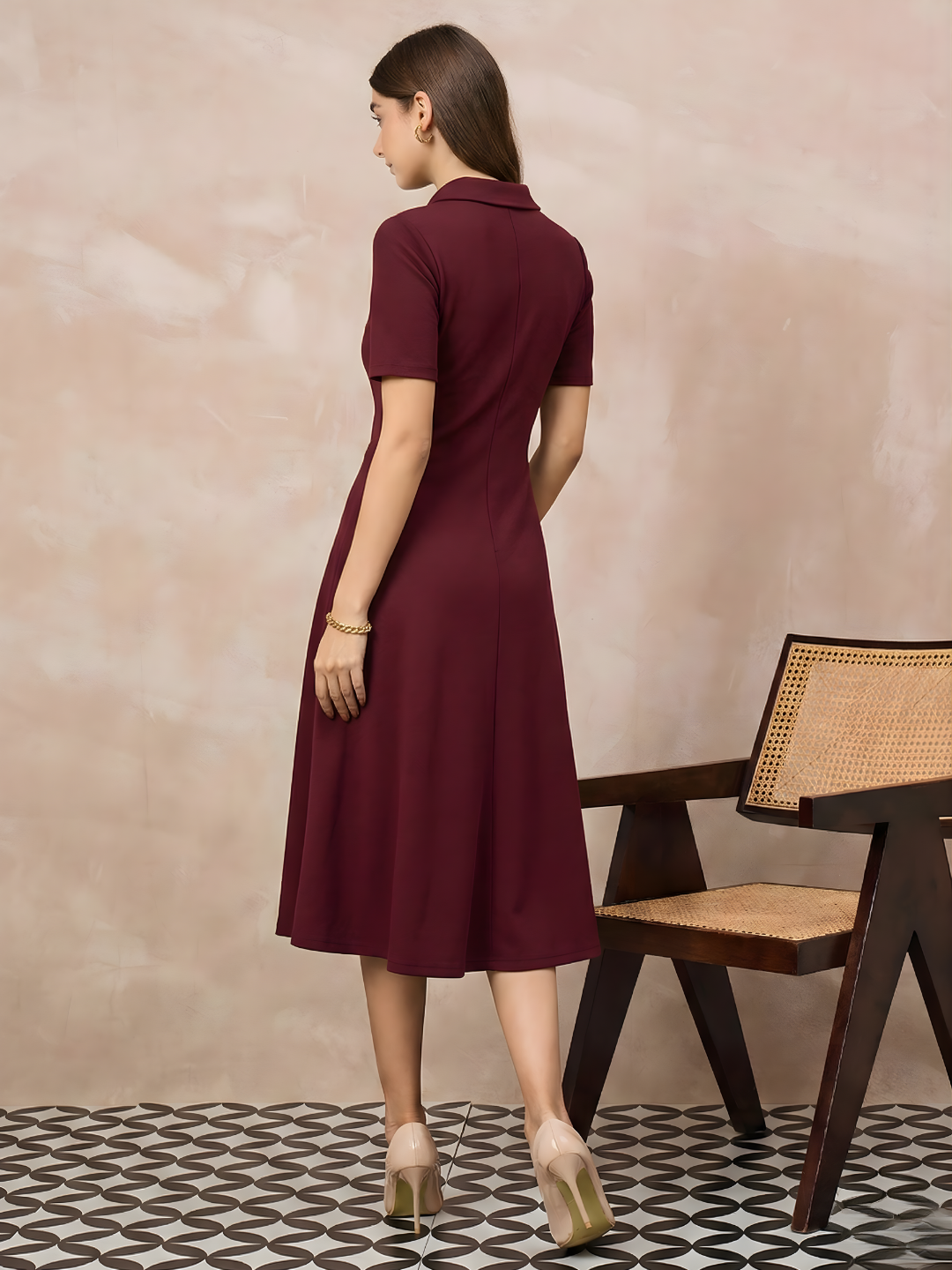 Stretchable Front Zip-up Midi Dress
